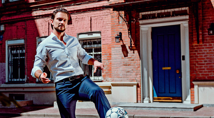 Эй, вратарь, готовься к бою! Эй, вратарь, готовься к бою!