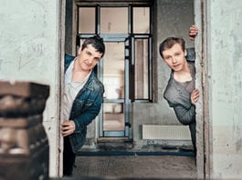 За кулисами спектакля «Особые люди» Виктор Бациев
