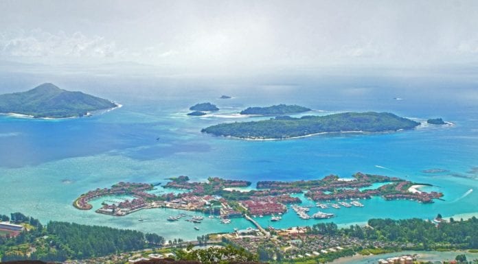 О жизни юриста на Сейшельских островах