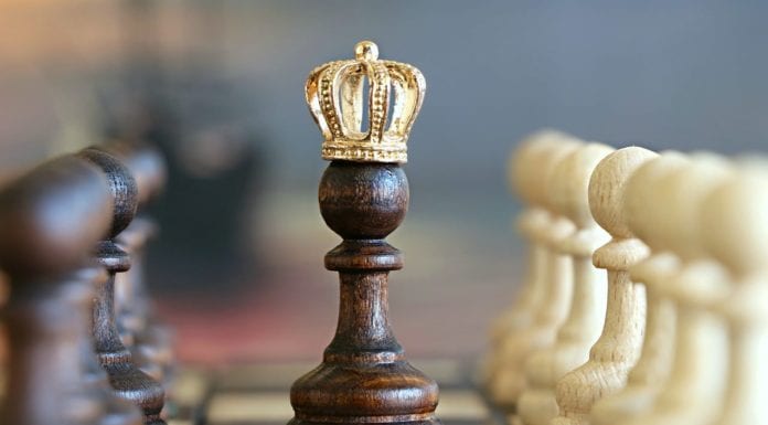 Элитный клуб «шелковых мантий» — высшее признание заслуг для судебных адвокатов Англии и Уэльса