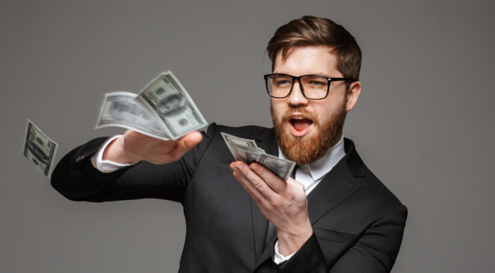 Обзор зарплат директоров по правовым вопросам от Forbes Russia