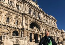 «Плохой дворец»