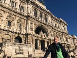 «Плохой дворец»